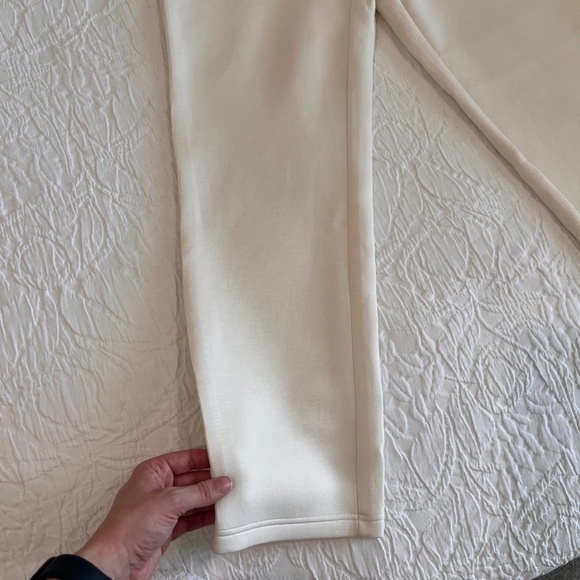 Lezé the Label Matching Set, Medium Bone - Picture 10 of 12